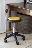 Rollhocker Maxi mit Beckenstuetze Stuhl