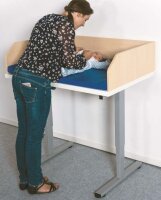 elektrisch h&ouml;henverstellbare Wickelkommode