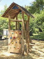 Spielger&auml;t Kletterturm Robinie mit Rutsche