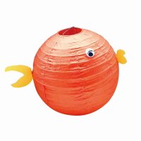 Papierlaterne orange als Fisch gebastelt