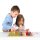2 Kinder spielen mit Acrylzylindern
