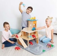 XXL City-Parkhaus mit 3 Kindern
